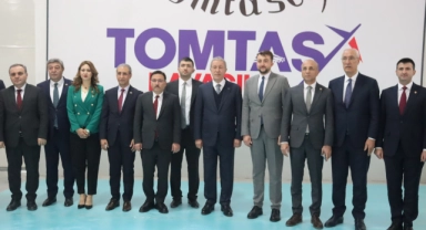 Hulusi Akar, TOMTAŞ Havacılık'ta incelemelerde bulundu