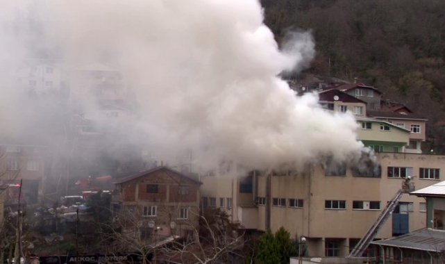 İstanbul'da korkutan yangın!
