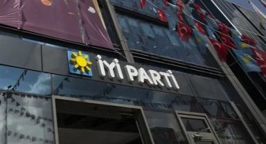 İYİ Parti'de bir istifa daha!