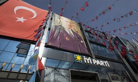 İYİ Parti'de toplu istifa!