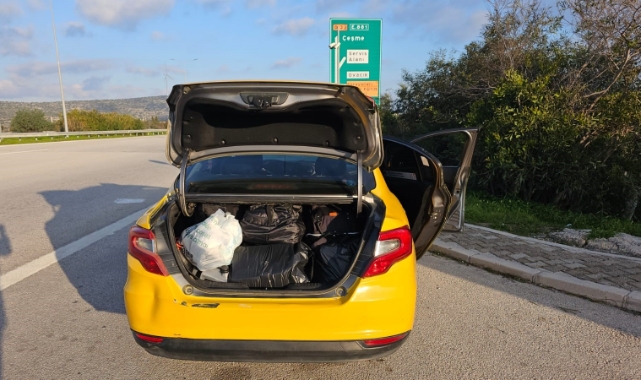 İzmir'de jandarmadan göçmen kaçakçılığı operasyonu