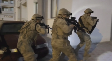 Jandarma zehir tacirlerine müsaade etmiyor