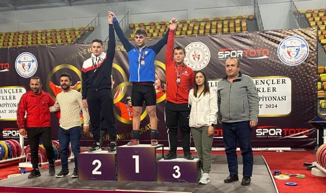 Kayserili 5 sporcudan halter şampiyonası başarısı