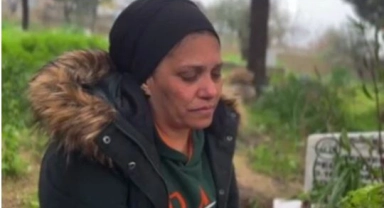 Kendisi için hazırladığı mezara depremde hayatını kaybeden kızı ve torununu defnetti