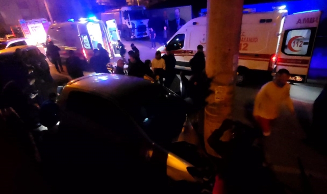 Kocaeli'nde korkunç kaza: 1’i ağır 3 yaralı!