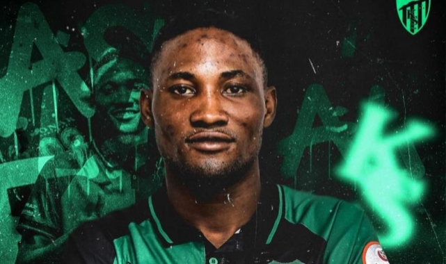 Kocaelispor, Emmanuel Lawal’ı renklerine bağladı