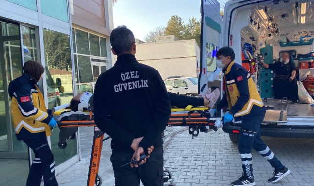 Konya'da otomobil ile minibüs çarpıştı: 2 yaralı