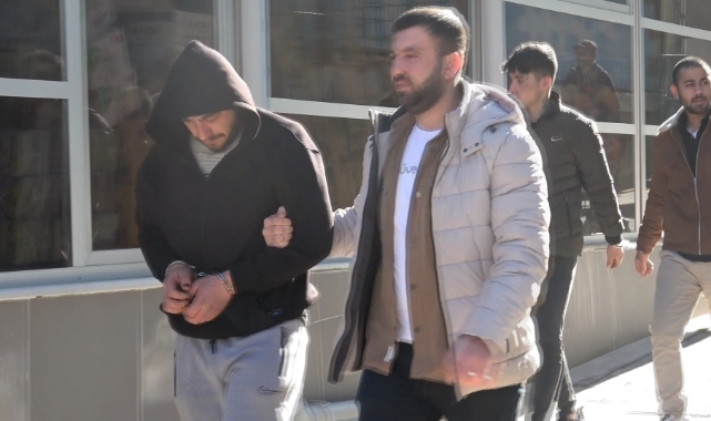 Kütahya’da uyuşturucu operasyonunda 3 kişi tutuklandı