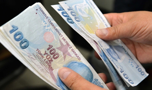 Lisans ve doktora bursları artırıldı