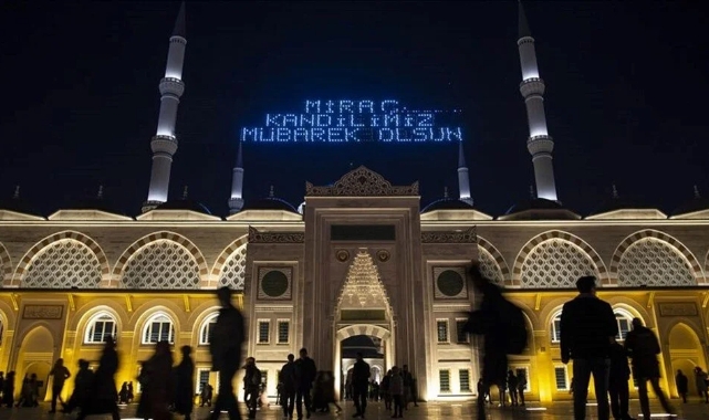 Miraç kandiliniz mübarek olsun