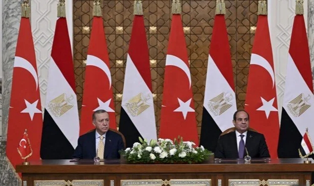 Mısır’a tarihi ziyaret!