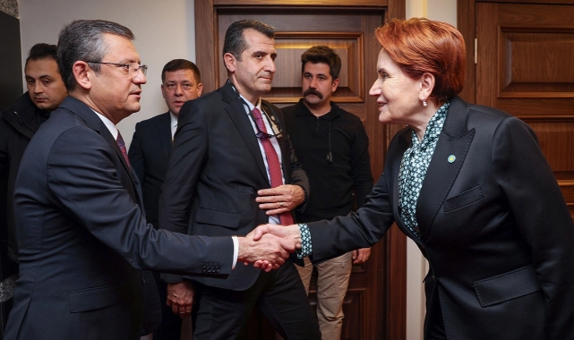 Özgür Özel, Meral Akşener'i ziyaret etti