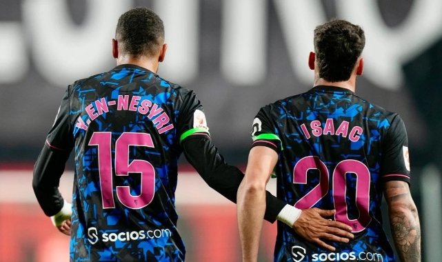 Sevilla, Rayo Vallecano'yu yendi