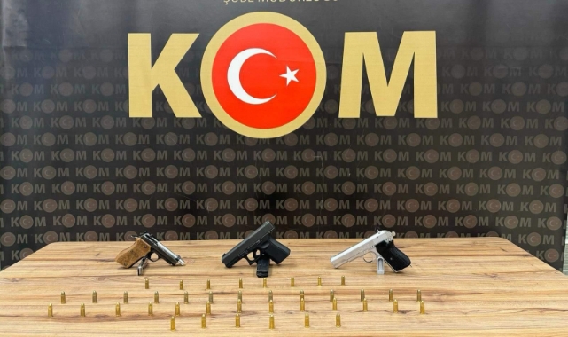 Silah kaçakçılarına Manisa merkezli operasyon