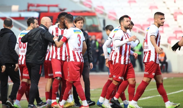 Sivasspor evinde kaybetmiyor
