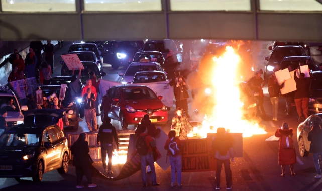 Tel Aviv'de esir protestosu!