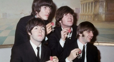 The Beatles üyelerinin hayatı film oluyor