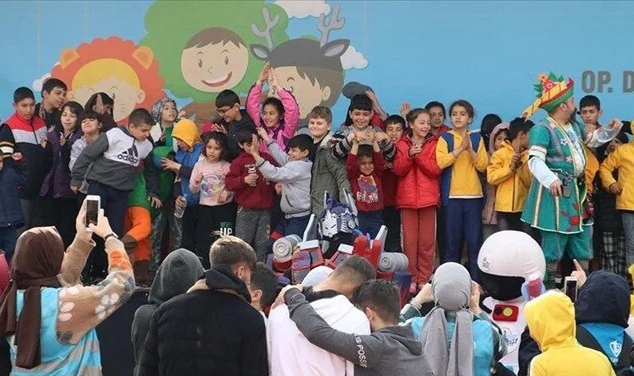 Tiyatro toplulukları İstanbul'da oyunlarını sahneleyecek