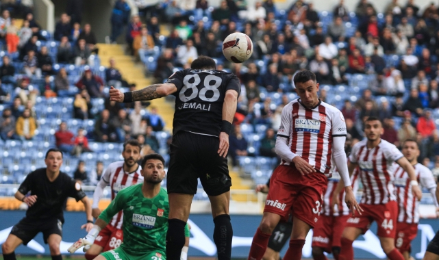 Trendyol Süper Lig: Hatayspor: 1 - Sivasspor: 1