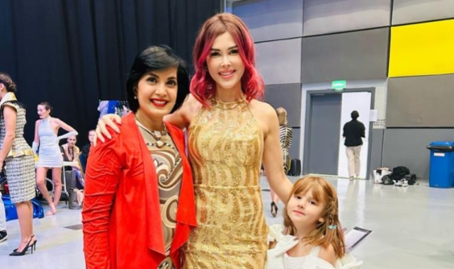 Türk modacıdan Dubai Moda Haftası'nda çıkarma
