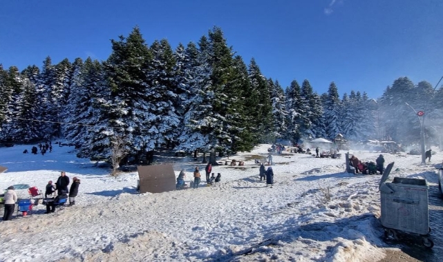 Uludağ'da adım atacak yer kalmadı