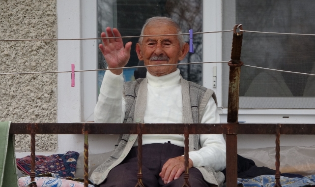 100. yaşını kutladı