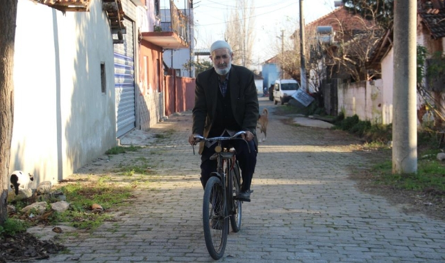57 yıldır aynı bisikleti kullanıyor