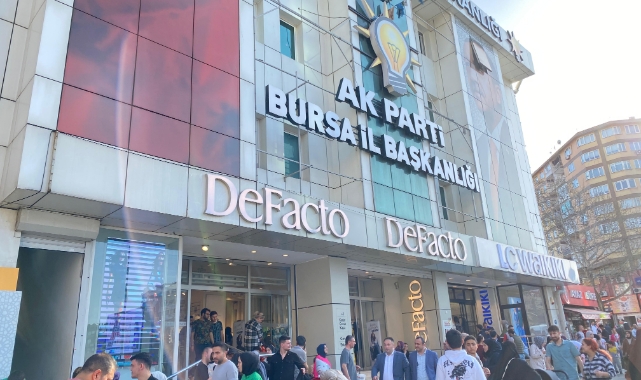 AK Parti Bursa İl Başkanlığında heyecanlı bekleyiş