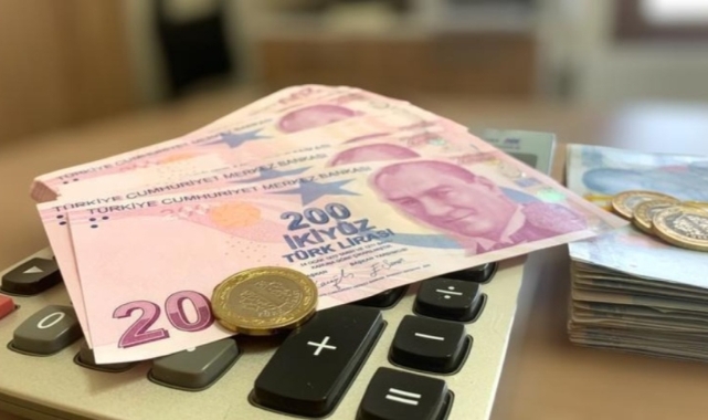 AK Parti'den emeklilerle ilgili flaş açıklama