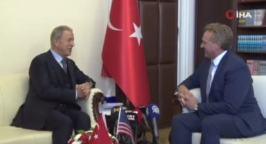 Akar, ABD’nin Türkiye Büyükelçisi Flake ile görüştü