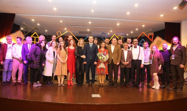 Akçaabat'ta Erol Günaydın Tiyatro Günleri başladı