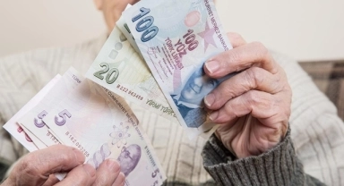 Bakan Göktaş duyurdu! Yaşlı ve engelli aylığı hesaplara yatıyor