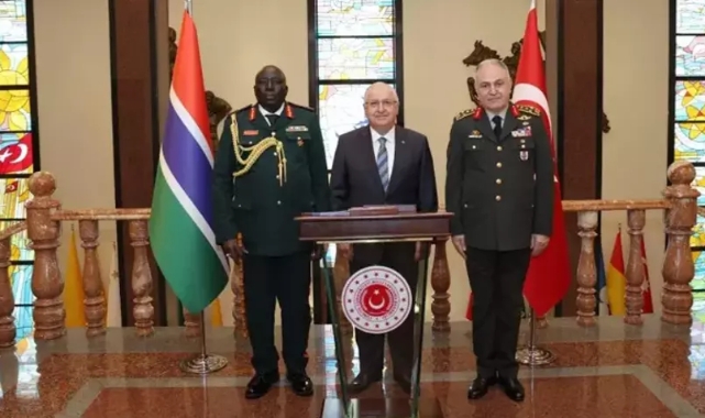Bakan Güler, Gambiya Genelkurmay Başkanı'nı kabul etti