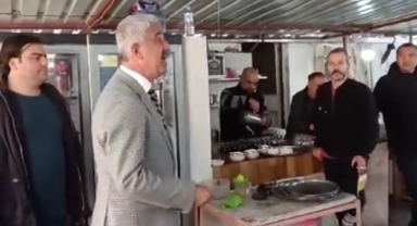 Başkan Adayı konuşmuyormuş  gibi oyuna devam ettiler
