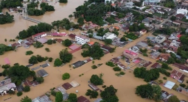 Bolivya'da şiddetli yağışlar can almaya devam ediyor