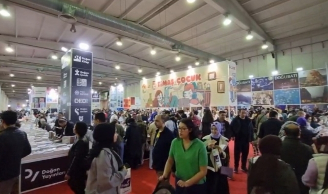 Bursa 21. Kitap Fuarı'na yoğun ilgi