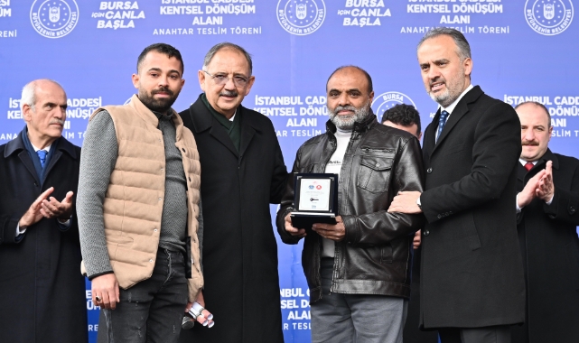 Bursa Büyükşehir Belediye Başkanı Alinur Aktaş'tan sosyal konut müjdesi