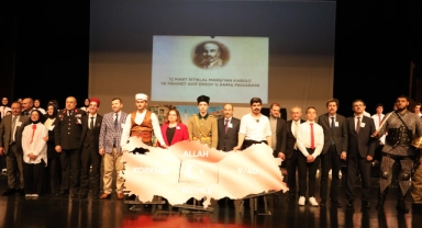 Bursa'da 12 Mart İstiklal Marşı'nın Kabulü ve Mehmet Akif Ersoy'u Anma Günü yapıldı