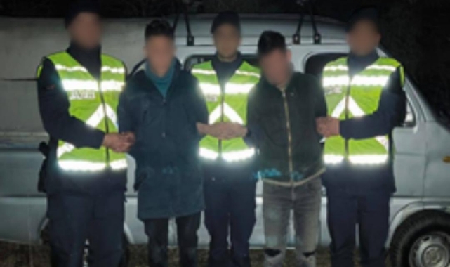 Bursa'da jandarma otoyol hırsızlarını suçüstü yakaladı