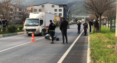 Bursa'da kazaya karışan motosiklet sürücüsü hayatını kaybetti