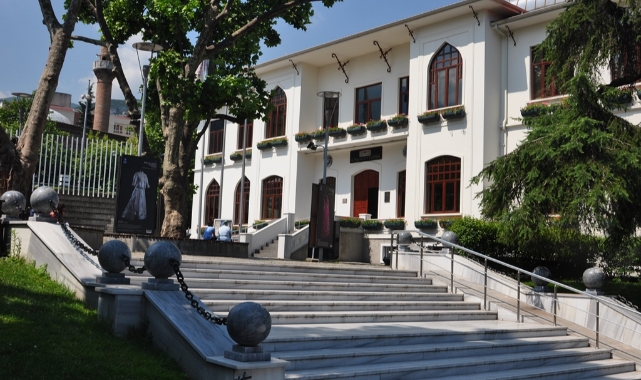 Bursa'da tarihi yapı açılış için gün sayıyor