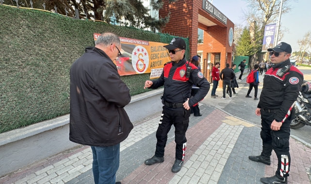 Bursa polis ekipleri okul önlerinde kuş uçurtmuyor