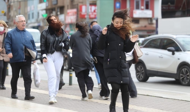 Bursalılar dikkat! Meteoroloji saat vererek uyardı