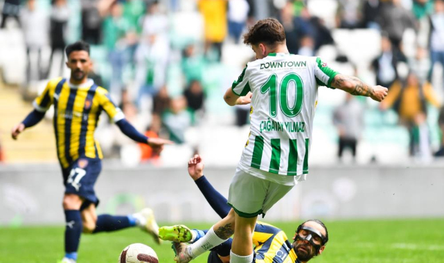 Bursaspor: "Futbolcularımızın emeklerini hiçe saymaya kimsenin hakkı yoktur"