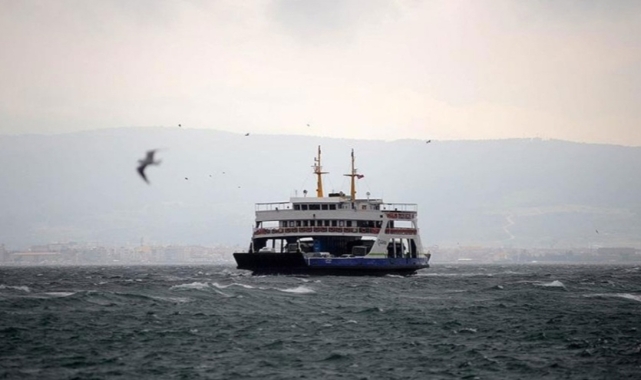 Çanakkale'de feribot seferleri iptal edildi!