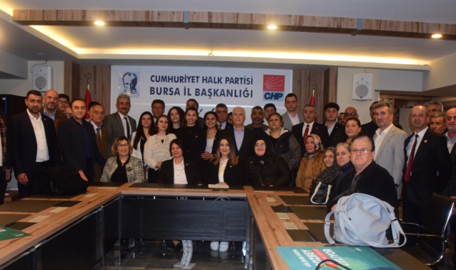 CHP Bursa'ya Gelecek Partisi'nden katılan 750 yeni üye için tören