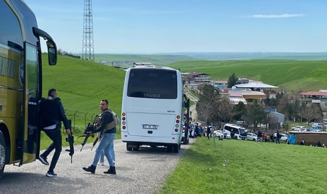 Diyarbakır'da oy verme işlemi sırasında kavga! 1 ölü, 11 yaralı