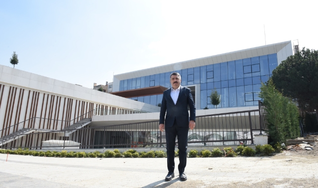 Dr. Sadık Ahmet Spor Tesisi'nde sona doğru