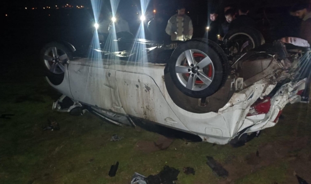Elazığ’da otomobil takla attı: 2 yaralı