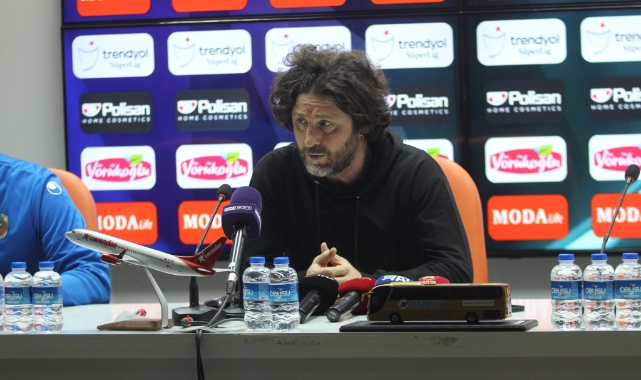 Fatih Tekke: Çok iyi organize olan bir takıma karşı 3 golle kazandık